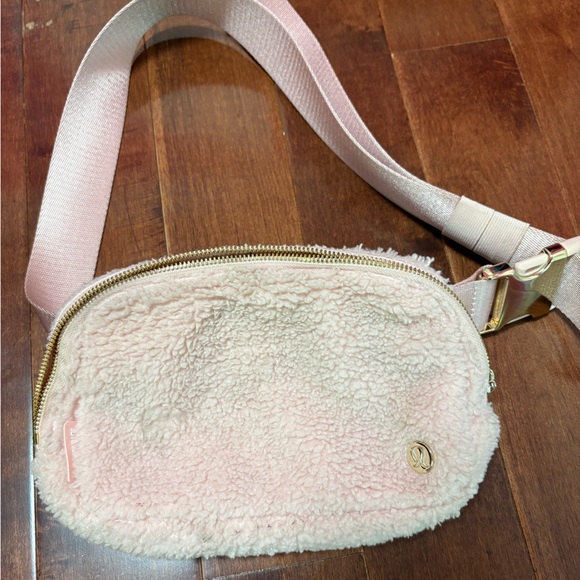 Pink Lululemon Fuzzy Crossbody/Belt Bag - Picture 1 of 8